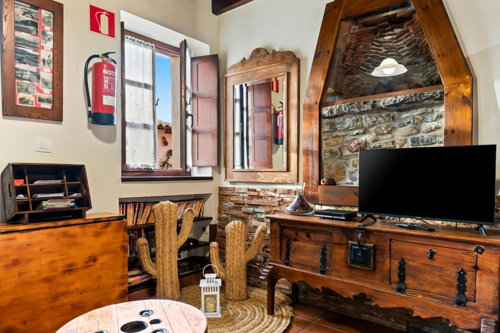 La Casina Del Fresnu Guest House Onon Exterior photo