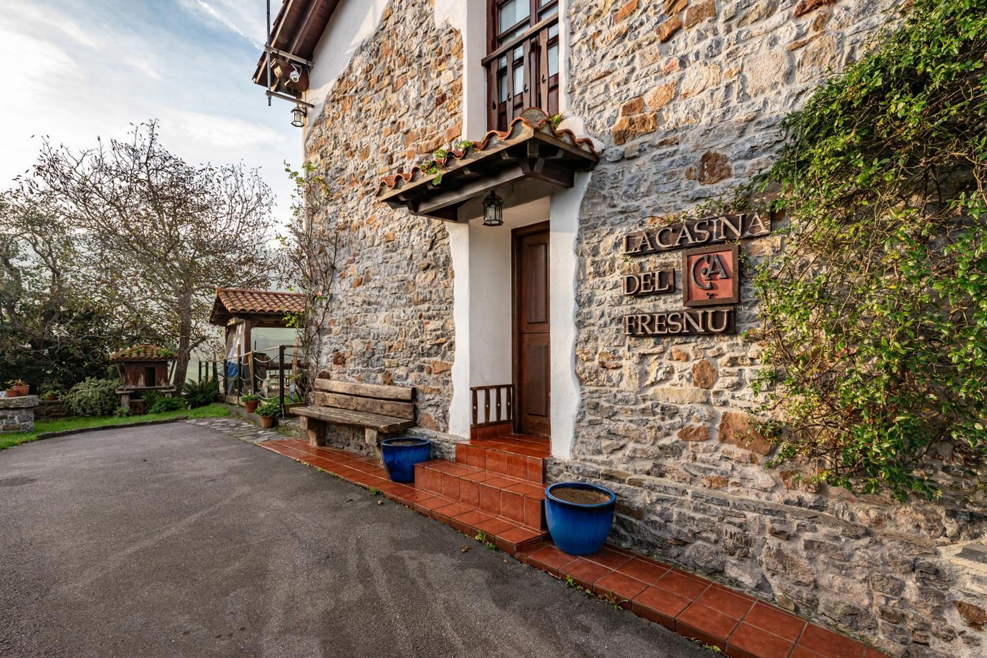 La Casina Del Fresnu Guest House Onon Exterior photo